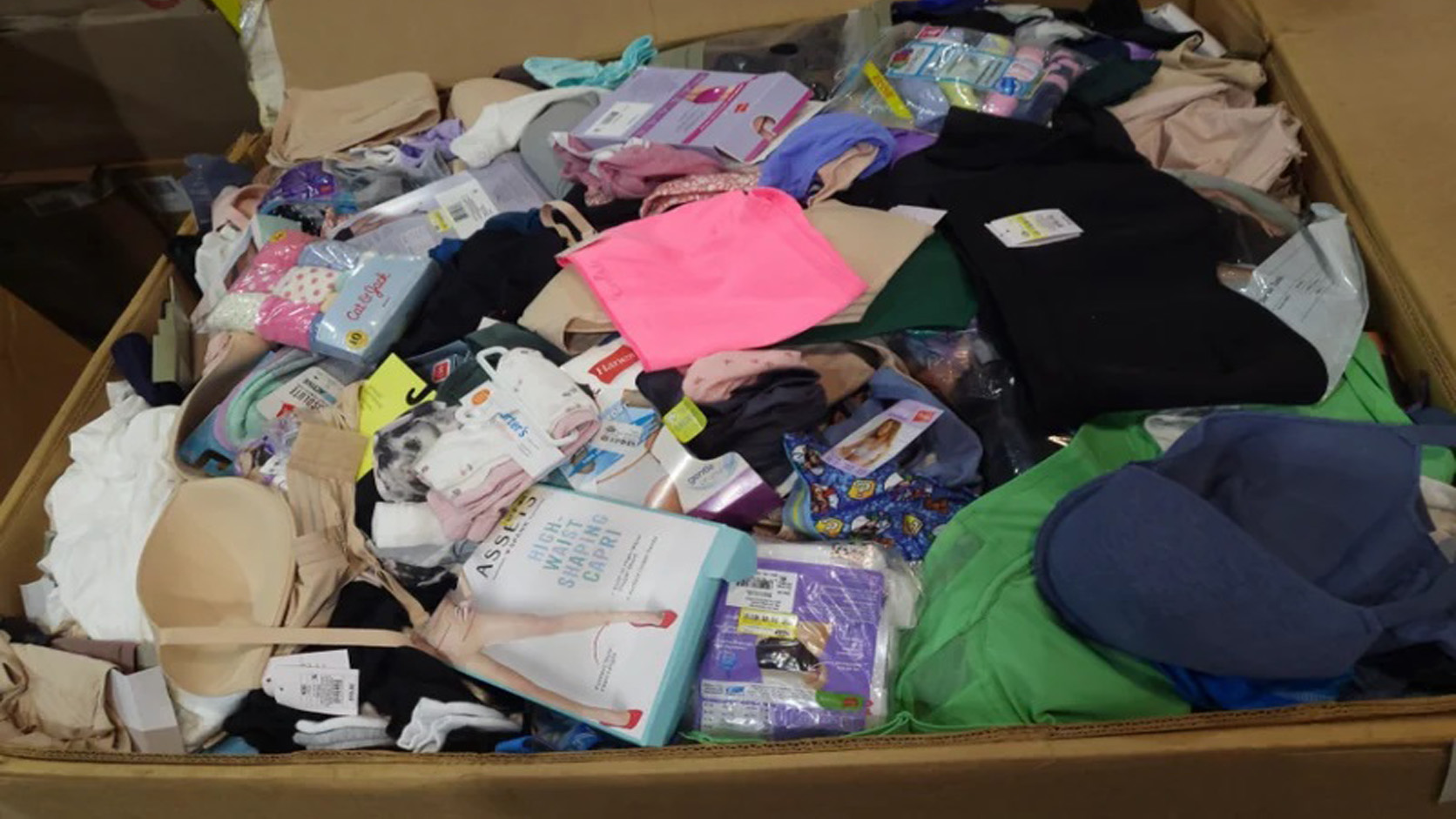 TGT Undergarment Truckload – Men’s, Women’s & Children’s Mixed Returns & Shelf Pulls