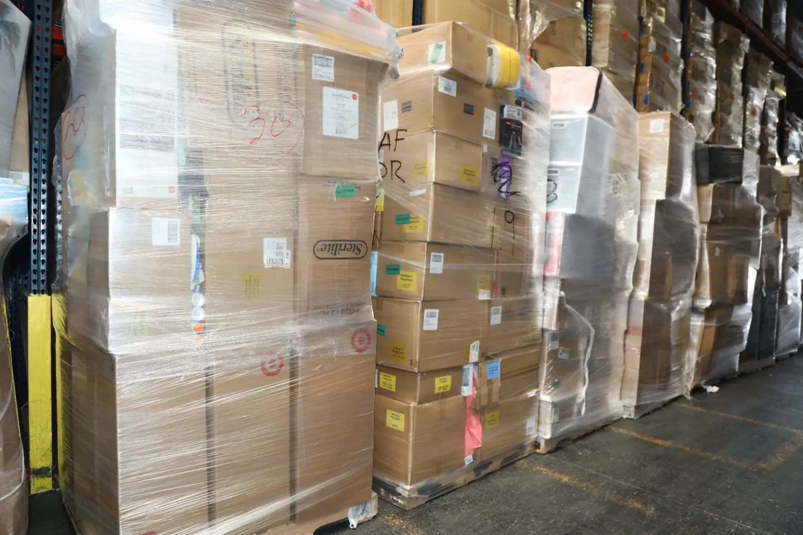 Raw TGT Department Store Return Load - Image 9