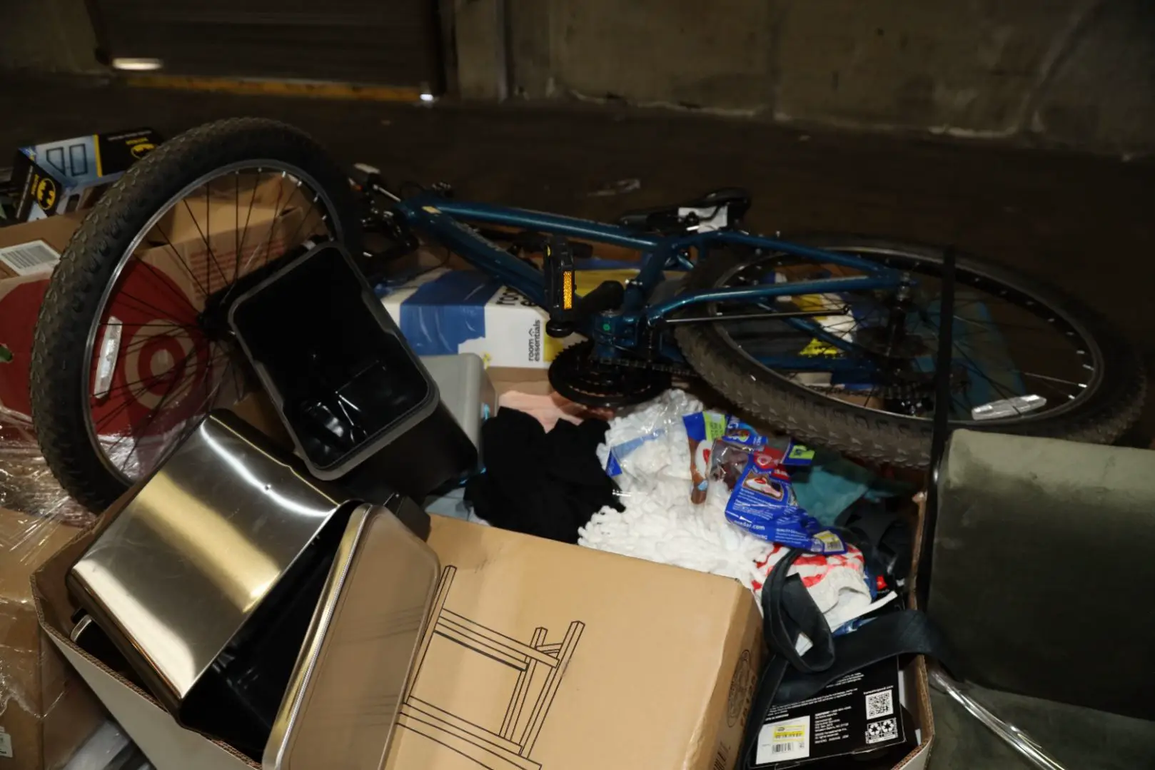 Raw TGT Department Store Return Load - Image 55