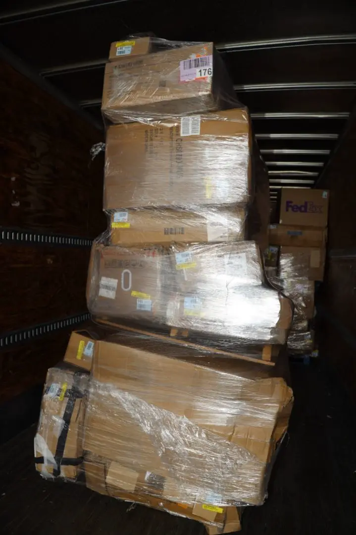 WYF Liquidation Returns - Smaller Items - Image 7